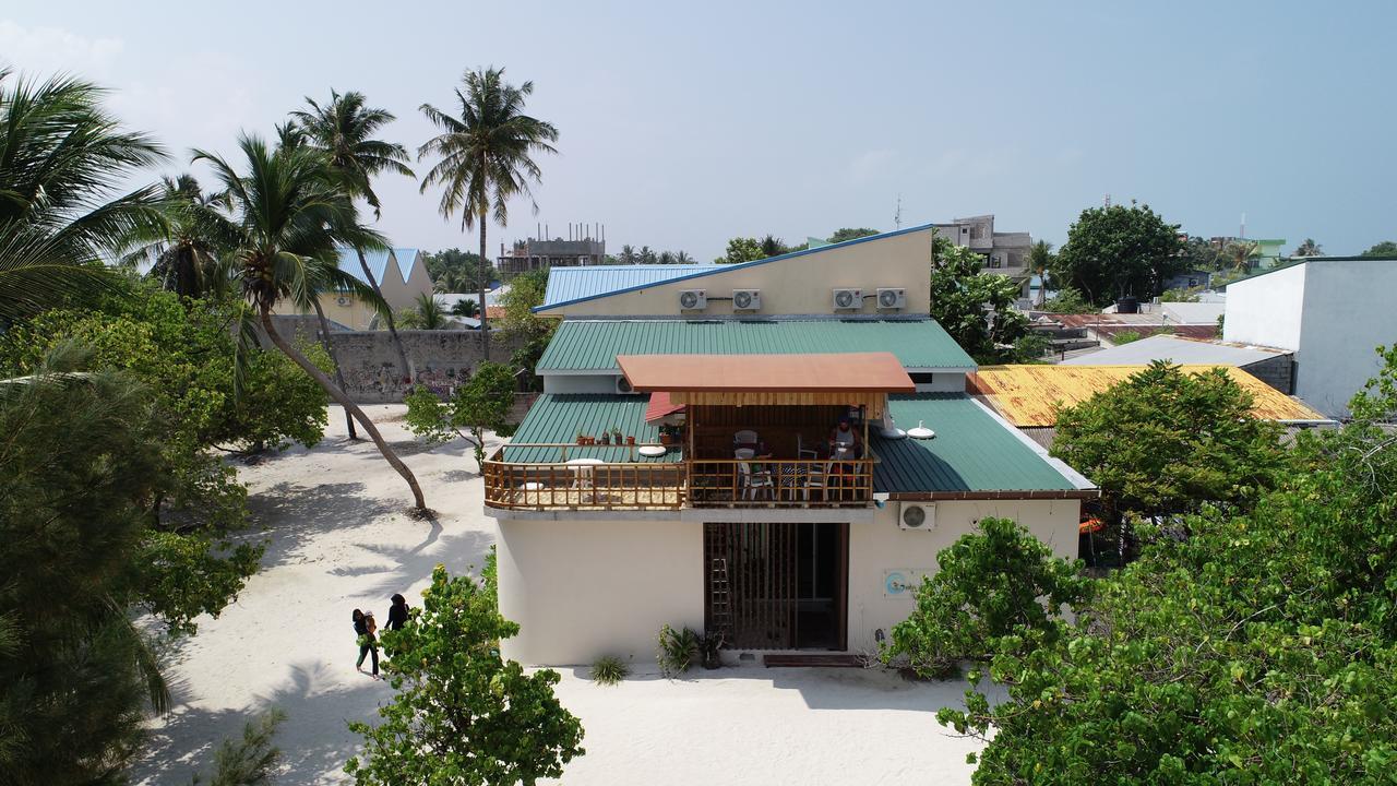 Отель Gurus Maldives At Gulhi Island Экстерьер фото